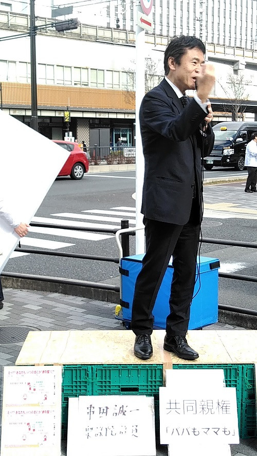 2019年12月14日 串田議員の演説写真 cari.jp